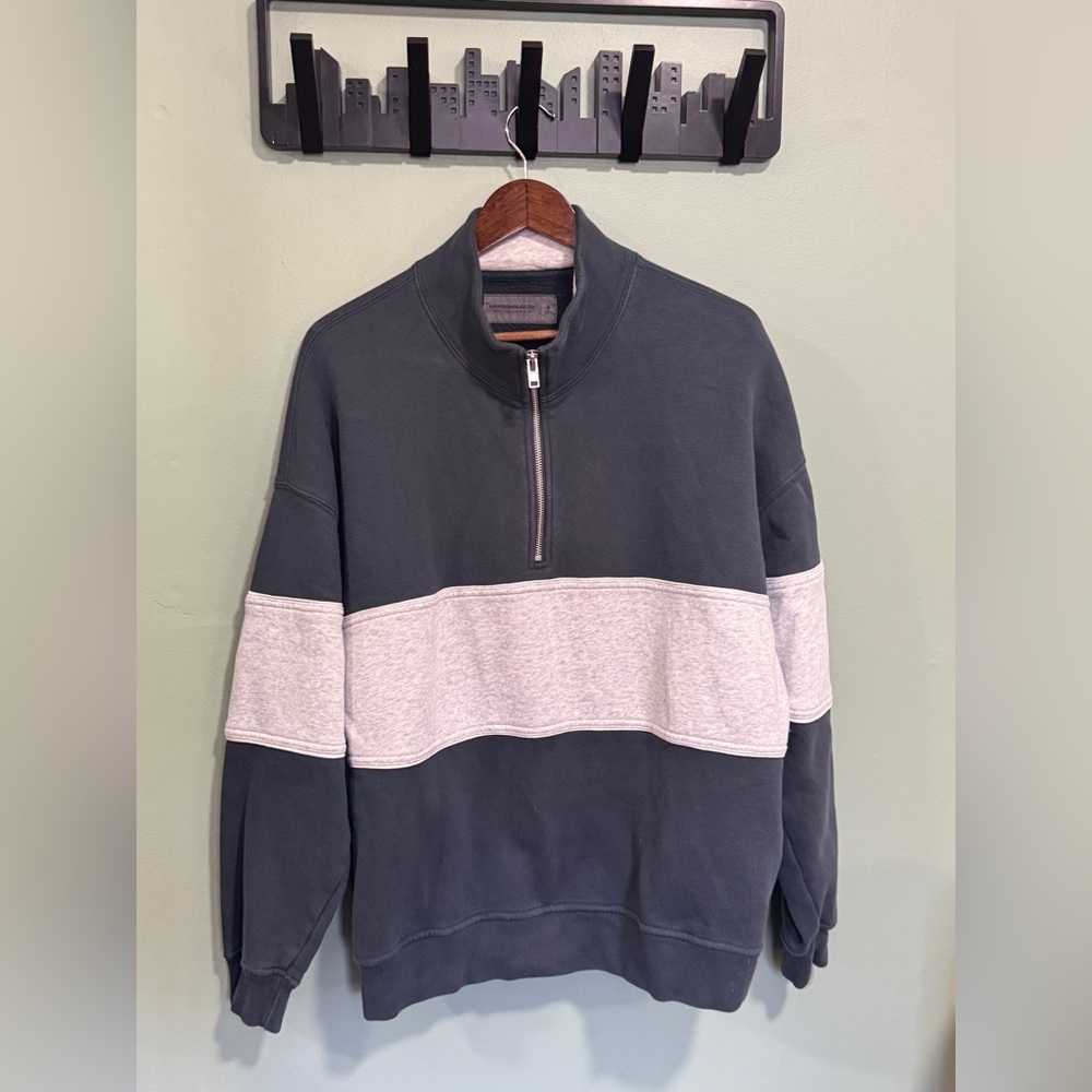 Abercrombie and Fitch 1/2 Zip Sweatshirt Blue/Grey Size M